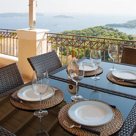 Villa Sunny Skiathos Town