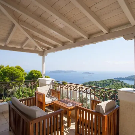 Sunny * Skiathos Town