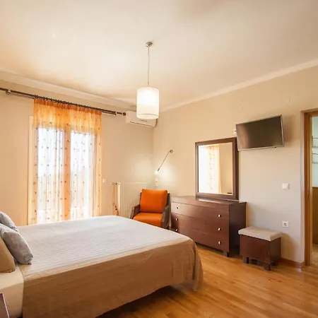 Villa Sunny Skiathos Town
